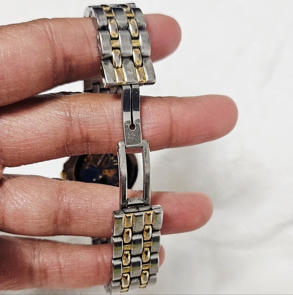 Raymond Weil Geneve Tango Gold Stainless Steel Diamond Bracelet Watch - Picture 8 of 10